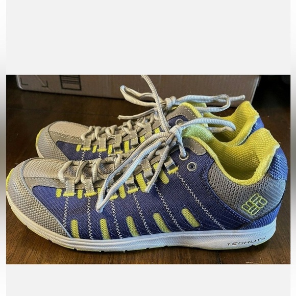 COLUMBIA TECHLITE MASTER FLY WOMEN’S TRAIL WALKING/RUNNING SHOES SIZE 9 - Picture 1 of 9